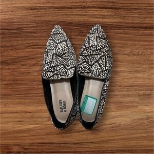 Brown and White Women's Loafers Size 6